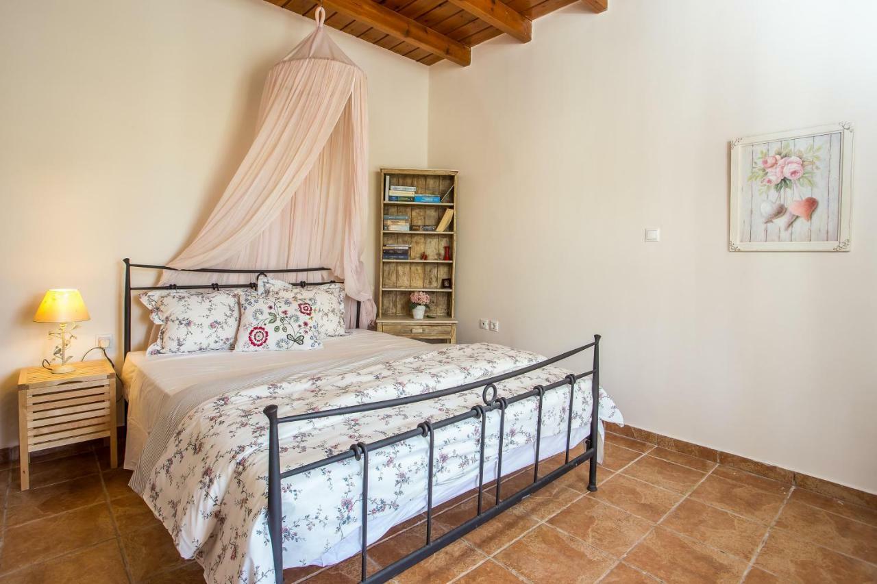 Sunny Countryside Villa - With Private Pool Faliraki Exterior foto